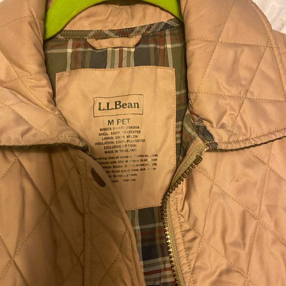 LL Bean vest - Picture 2 of 3